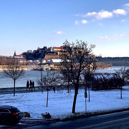 Apartman Danube Novi Sad Exterior photo