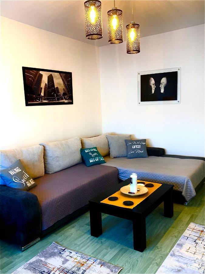Apartman Danube Novi Sad Exterior photo