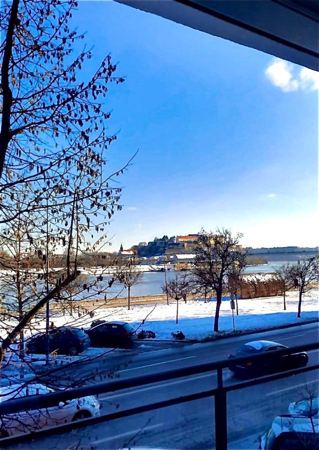 Apartman Danube Novi Sad Exterior photo